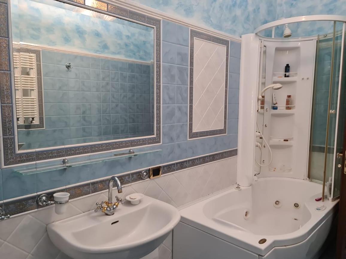 Appartamento Deluxe Centrale, 가에타 외부 사진
