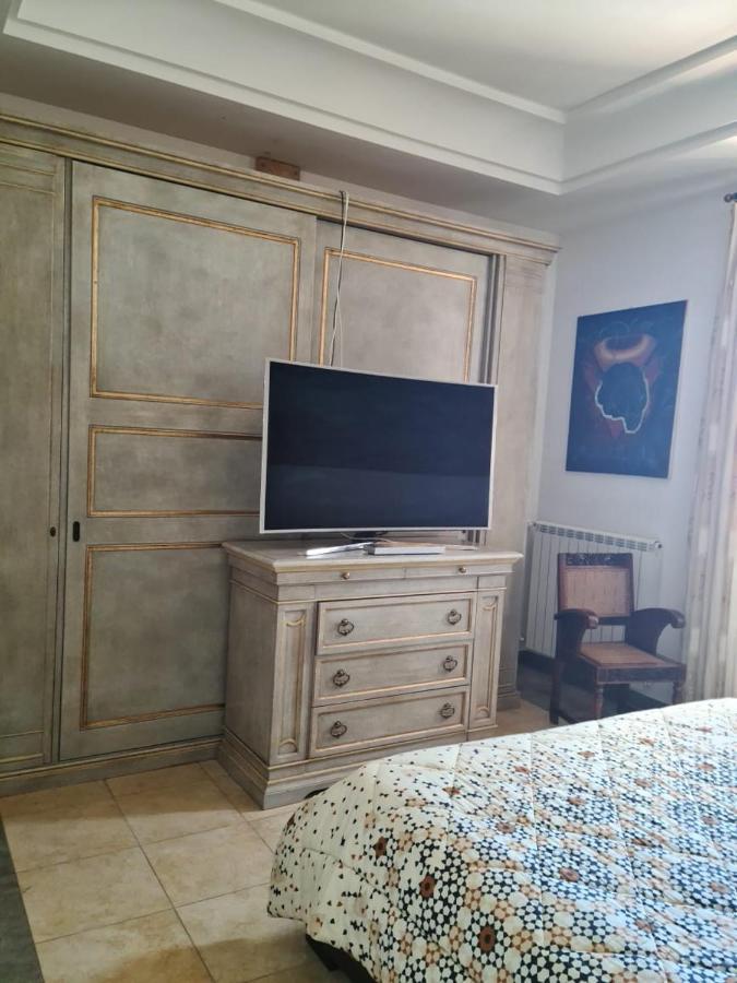 Appartamento Deluxe Centrale, 가에타 외부 사진
