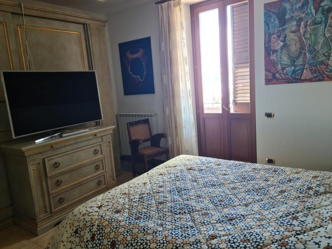 Appartamento Deluxe Centrale, 가에타 외부 사진